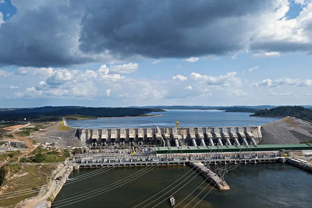 Vista aérea da barragem da Usina Hidrelétrica Belo Monte, no Rio Xingu