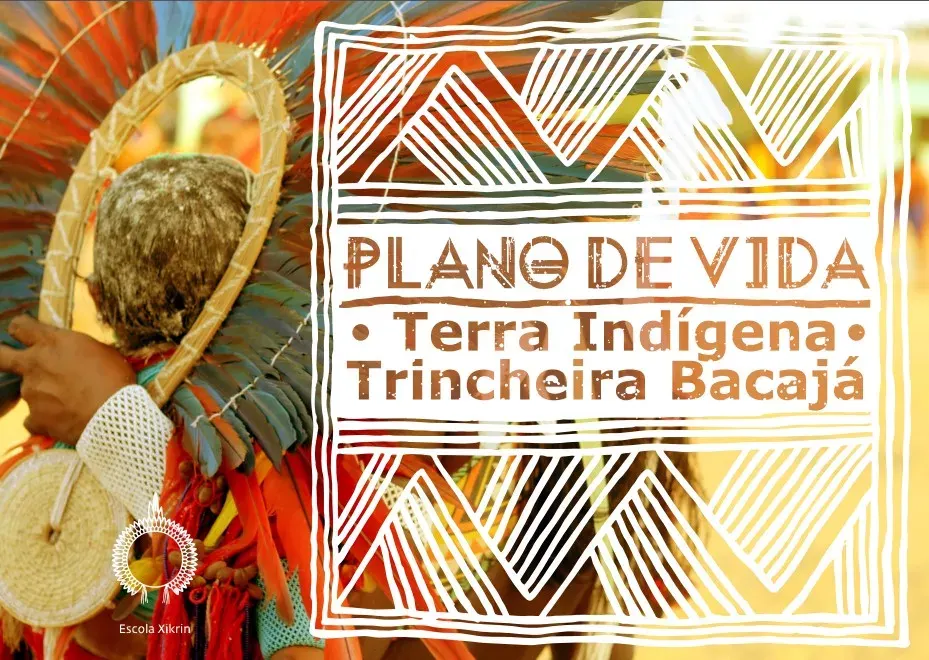 Capa do Plano de Vida da Terra Indígena Trincheira Bacajá, com grafismo em dourado